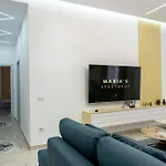 Apartment Maria's Seafront By Selectstay