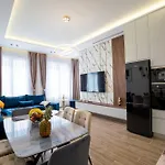 Apartment Maria's Seafront By Selectstay