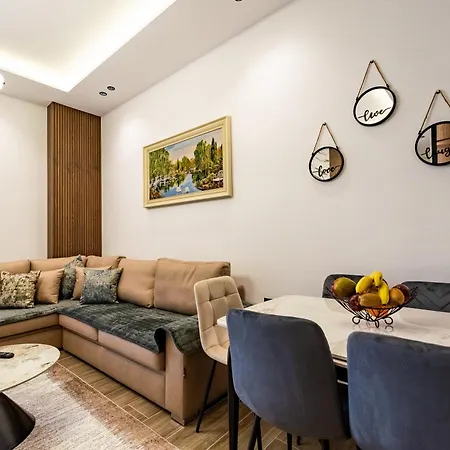 Maria's Apartment