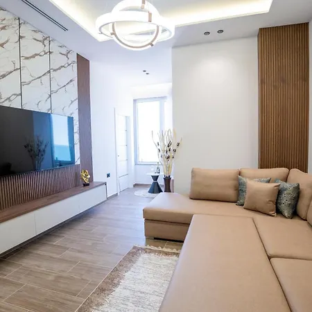 Maria's Apartment