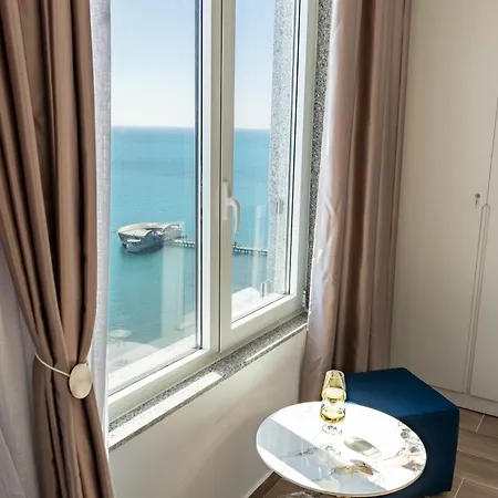 Maria's By Selectstay Durrës