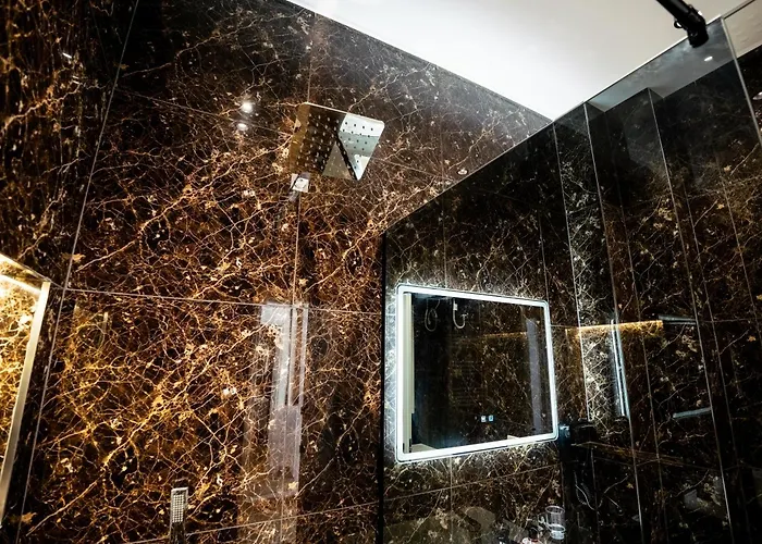 Maria's By Selectstay * Durrës