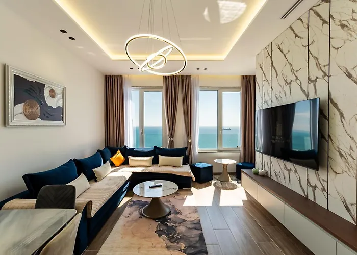 Maria's By Selectstay