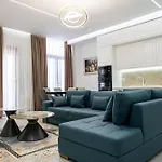Apartment Maria's Seafront By Selectstay Durrës