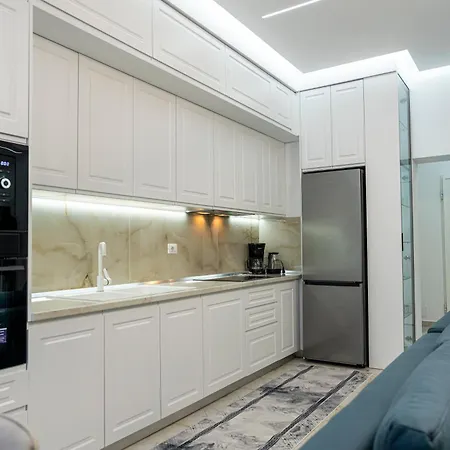 Maria's By Selectstay Durrës