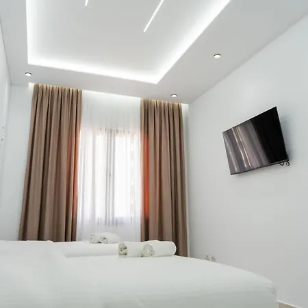 Appartement Maria's Seafront By Selectstay Durrës