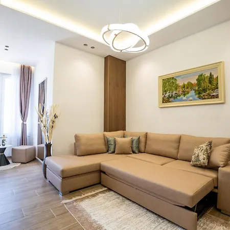 Maria's By Selectstay Appartement