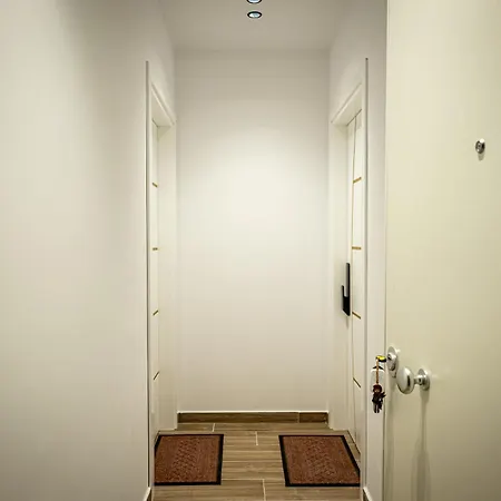 Maria's By Selectstay *