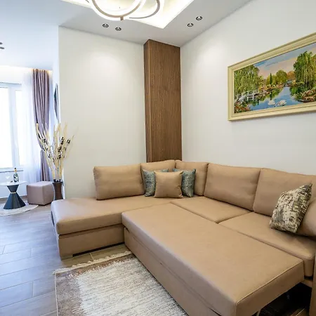 Maria's By Selectstay *