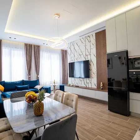 Apartment Maria's By Selectstay