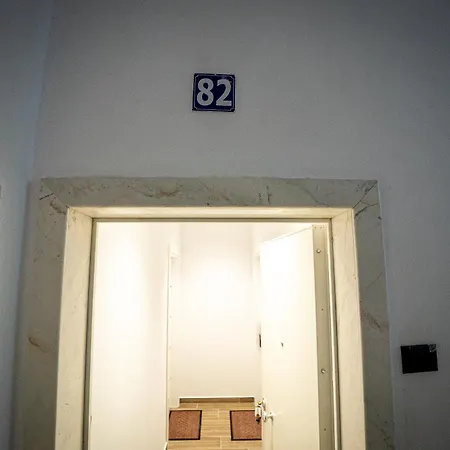 Appartement Maria's Seafront By Selectstay Durrës