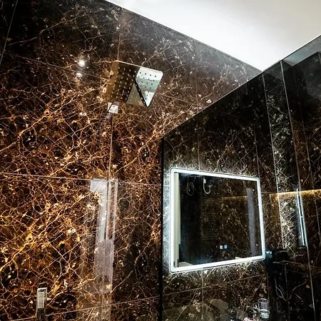 Maria's By Selectstay * Durres