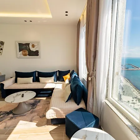 Maria's Seafront By Selectstay * Durrës