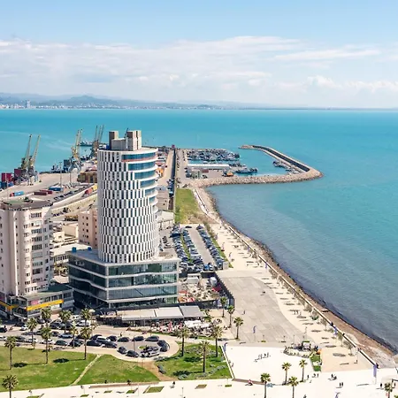 Maria's Seafront By Selectstay * Durrës