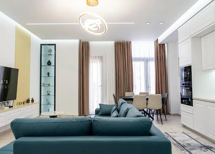 Maria's By Selectstay Durrës