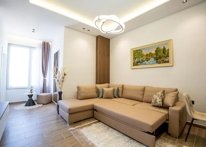 Maria's By Selectstay Appartamento