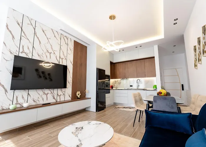 Maria's By Selectstay Appartamento Durrës