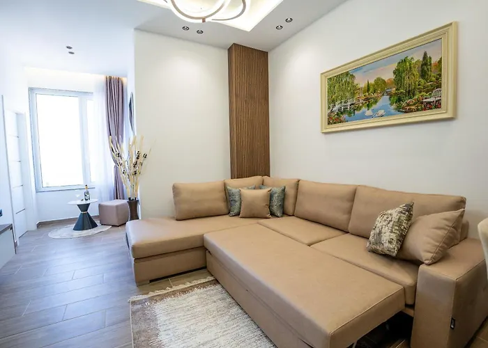 Maria's By Selectstay *