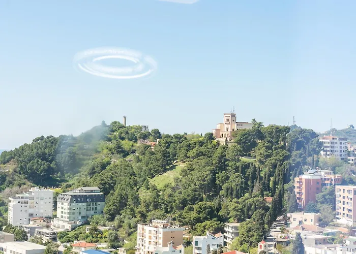 Maria's By Selectstay *